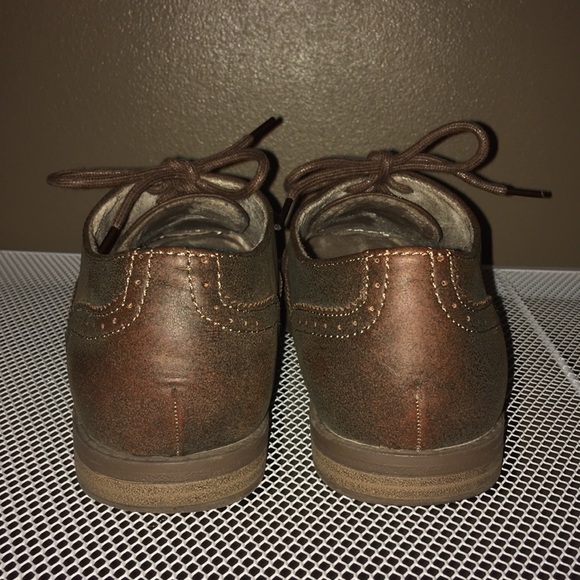 Oxford Flats - Picture 5 of 6